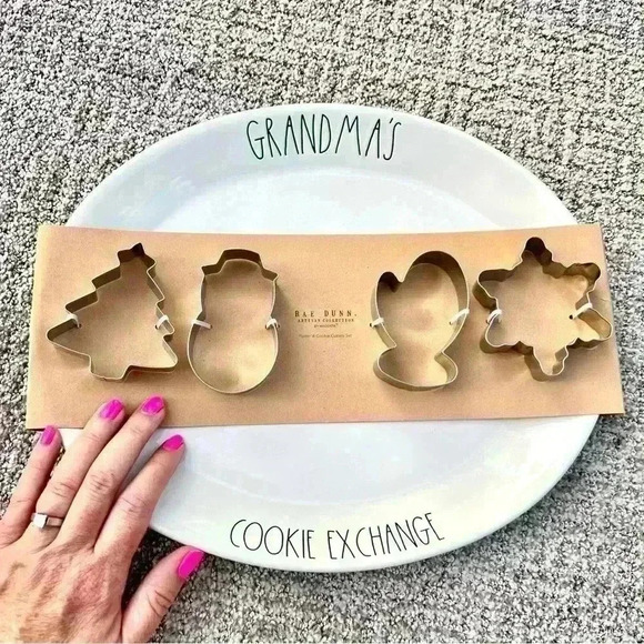 NEW Rae Dunn GRANDMA'S COOKIE EXCHANGE ceramic cookie/baking plate platter/tray - Picture 1 of 11